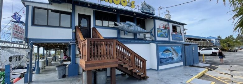 Wahoos Bar & Grill