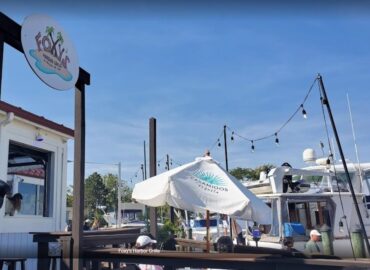 Foxy's Harbor Grille