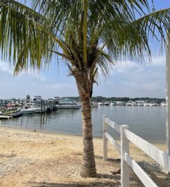 Bowleys On The Bay