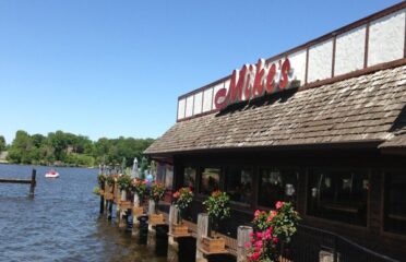 Mikes Restaurant & Crabhouse – Riva