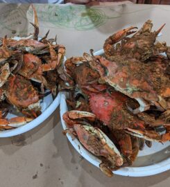 Mikes Restaurant & Crabhouse – Riva