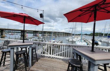 The Pier Waterfront Bar & Grill